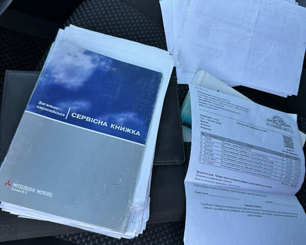 Сірий Міцубісі Lancer, об'ємом двигуна 1.6 л та пробігом 278 тис. км за 3999 $, фото 9 на Automoto.ua