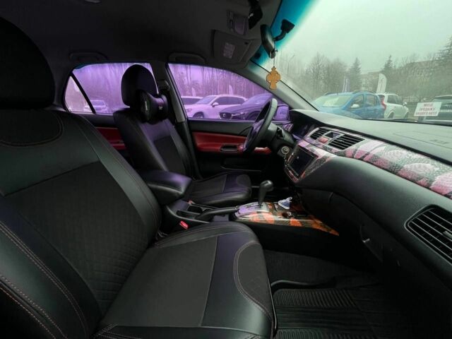 Серый Мицубиси Лансер, объемом двигателя 1.6 л и пробегом 205 тыс. км за 5400 $, фото 15 на Automoto.ua