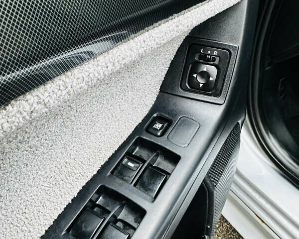 Сірий Міцубісі Lancer, об'ємом двигуна 2 л та пробігом 238 тис. км за 5350 $, фото 8 на Automoto.ua