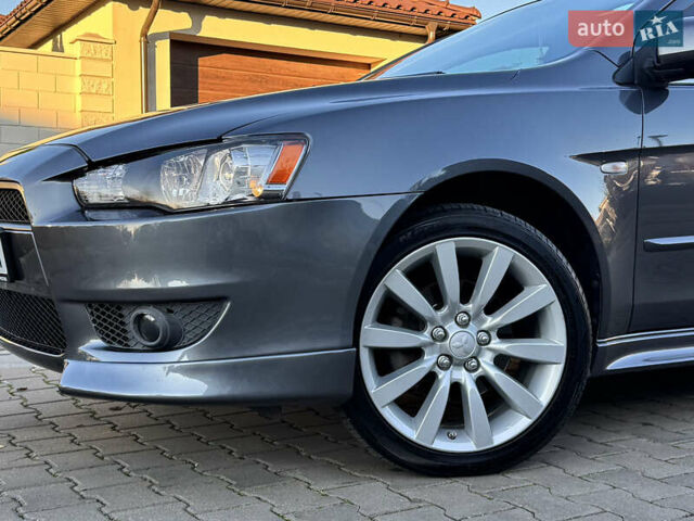 Сірий Міцубісі Lancer, об'ємом двигуна 2 л та пробігом 92 тис. км за 9800 $, фото 5 на Automoto.ua