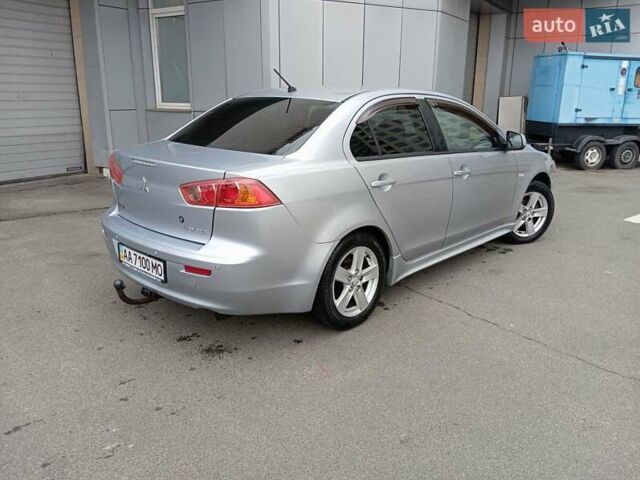 Сірий Міцубісі Lancer, об'ємом двигуна 2 л та пробігом 275 тис. км за 6000 $, фото 2 на Automoto.ua