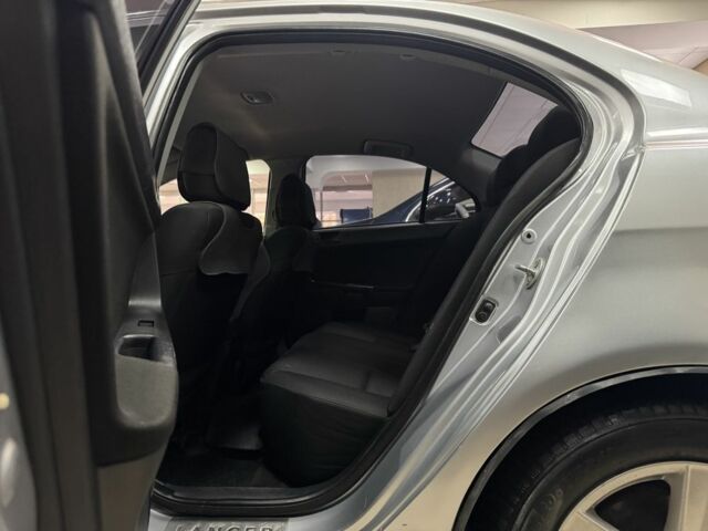 Серый Мицубиси Лансер, объемом двигателя 1.5 л и пробегом 241 тыс. км за 6400 $, фото 8 на Automoto.ua