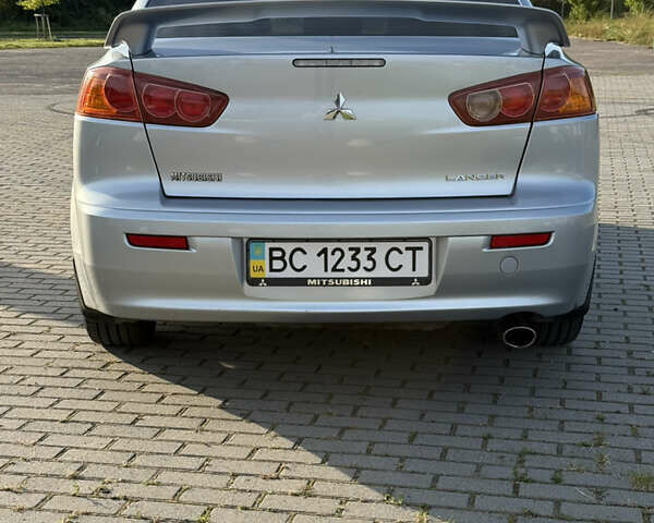Сірий Міцубісі Lancer, об'ємом двигуна 2 л та пробігом 250 тис. км за 5999 $, фото 1 на Automoto.ua