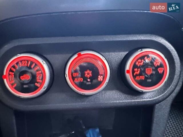 Серый Мицубиси Лансер, объемом двигателя 2 л и пробегом 257 тыс. км за 5800 $, фото 37 на Automoto.ua