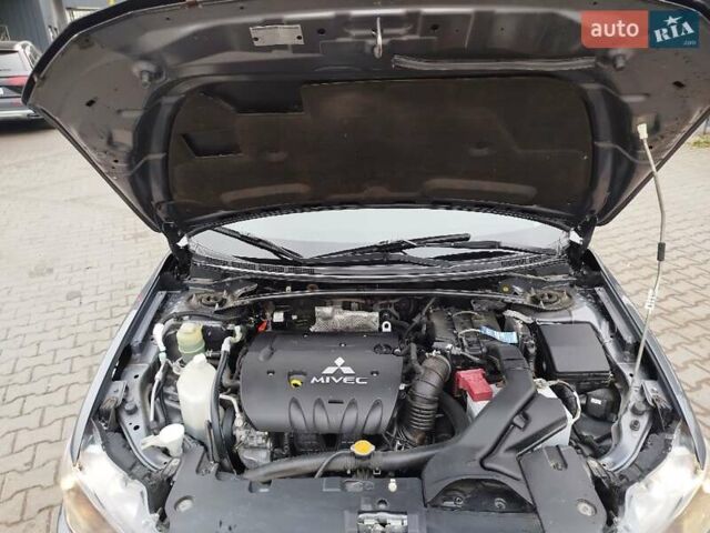 Міцубісі Lancer 2008 у Хмельницькому на Automoto.ua Сірий Міцубісі Lancer, об'ємом двигуна 2 л та пробігом 157 тис. км за 6300 $, фото 47 на Automoto.ua