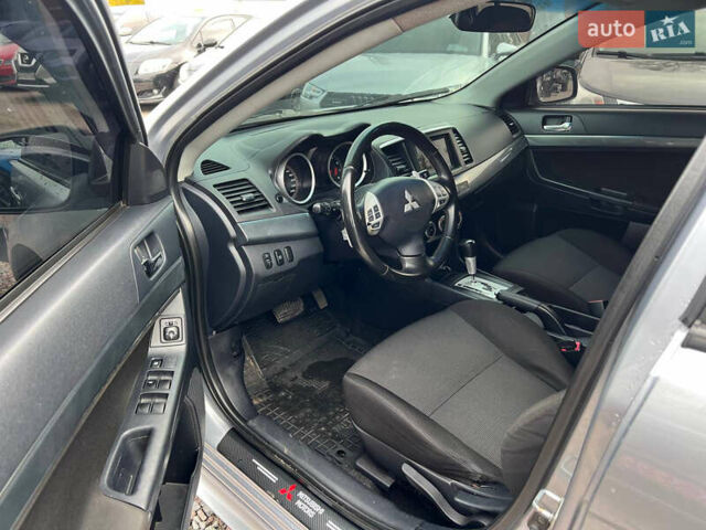 Міцубісі Lancer 2008 у Полтаві на Automoto.ua Сірий Міцубісі Lancer, об'ємом двигуна 2 л та пробігом 230 тис. км за 6600 $, фото 10 на Automoto.ua