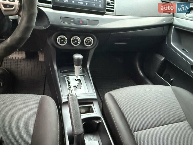 Сірий Міцубісі Lancer, об'ємом двигуна 2 л та пробігом 92 тис. км за 8200 $, фото 18 на Automoto.ua