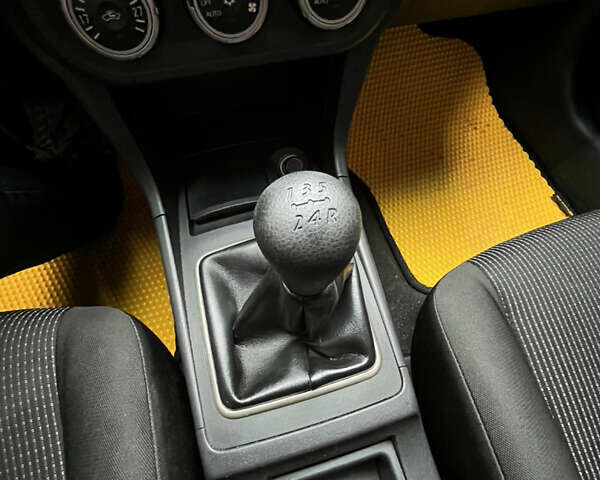 Сірий Міцубісі Lancer, об'ємом двигуна 2 л та пробігом 131 тис. км за 4899 $, фото 10 на Automoto.ua