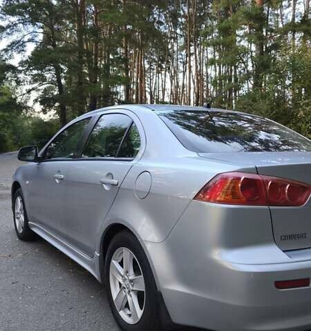 Міцубісі Lancer 2008 у Києві на Automoto.ua Сірий Міцубісі Lancer, об'ємом двигуна 2 л та пробігом 175 тис. км за 8200 $, фото 7 на Automoto.ua