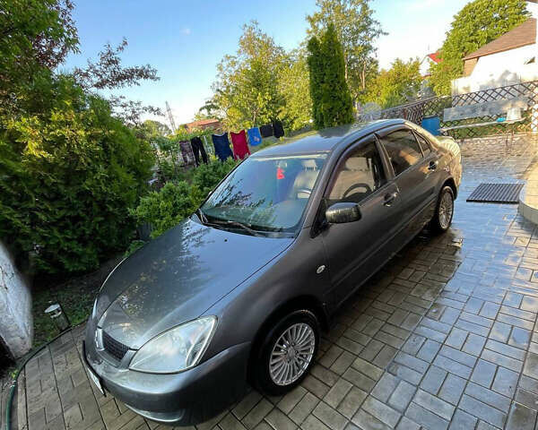 Мицубиси Лансер 2008 в Днепре (Днепропетровске) на Automoto.ua Серый Мицубиси Лансер, объемом двигателя 1.3 л и пробегом 220 тыс. км за 6000 $, фото 3 на Automoto.ua