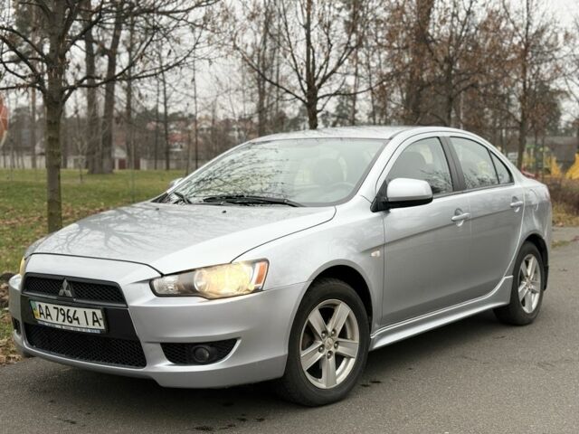 Сірий Міцубісі Lancer, об'ємом двигуна 2 л та пробігом 265 тис. км за 5300 $, фото 1 на Automoto.ua