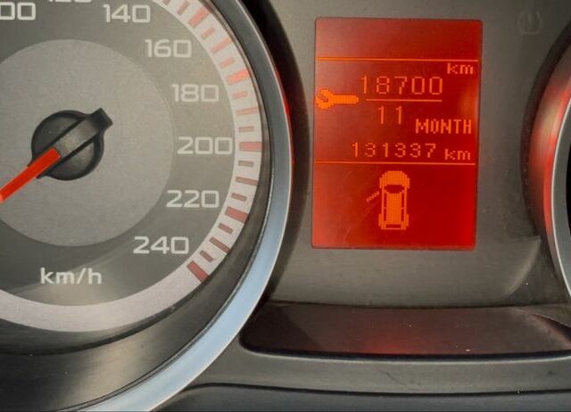 Сірий Міцубісі Lancer, об'ємом двигуна 2 л та пробігом 131 тис. км за 4200 $, фото 4 на Automoto.ua