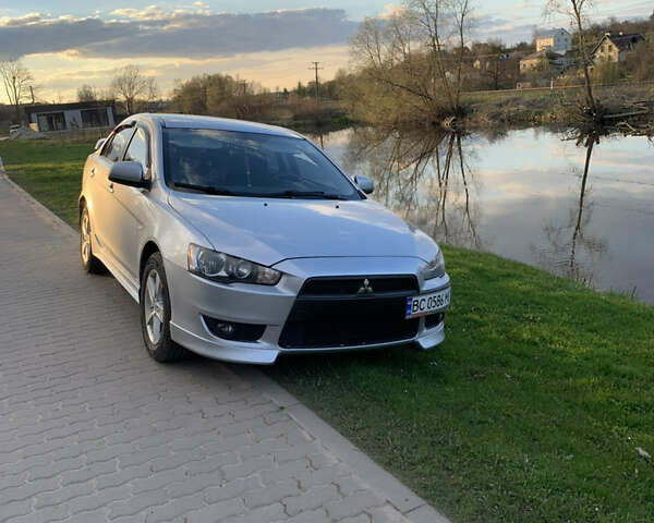 Мицубиси Лансер 2008 в Львове на Automoto.ua Серый Мицубиси Лансер, объемом двигателя 2 л и пробегом 230 тыс. км за 6000 $, фото 4 на Automoto.ua
