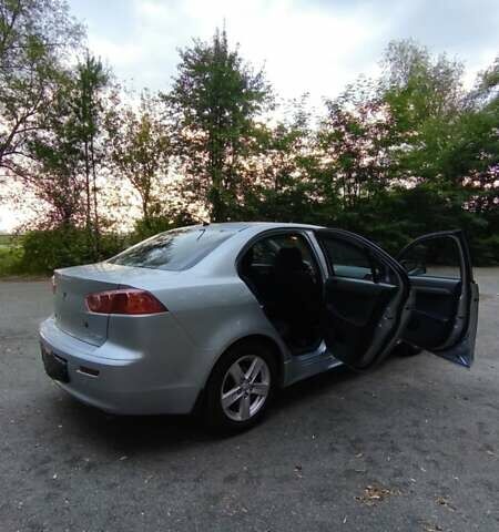 Міцубісі Lancer 2008 у Києві на Automoto.ua Сірий Міцубісі Lancer, об'ємом двигуна 2 л та пробігом 175 тис. км за 8200 $, фото 20 на Automoto.ua