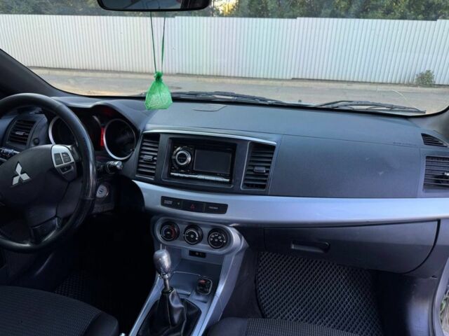 Сірий Міцубісі Lancer, об'ємом двигуна 1.5 л та пробігом 200 тис. км за 4500 $, фото 5 на Automoto.ua
