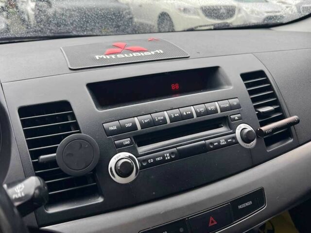Міцубісі Lancer 2008 у Івано-Франківську на Automoto.ua Сірий Міцубісі Lancer, об'ємом двигуна 1.5 л та пробігом 239 тис. км за 6000 $, фото 11 на Automoto.ua