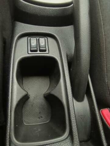 Сірий Міцубісі Lancer, об'ємом двигуна 1.6 л та пробігом 176 тис. км за 4999 $, фото 23 на Automoto.ua