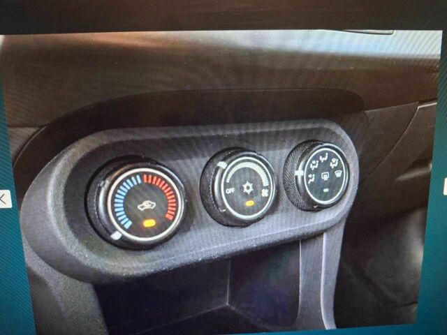 Серый Мицубиси Лансер, объемом двигателя 1.5 л и пробегом 235 тыс. км за 6500 $, фото 2 на Automoto.ua