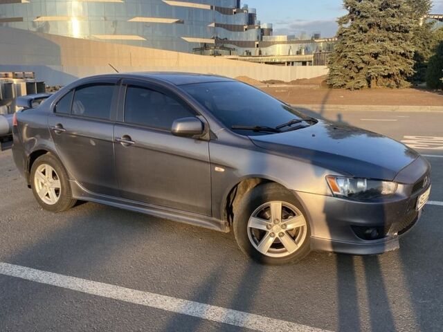 Мицубиси Лансер 2008 в Днепре (Днепропетровске) на Automoto.ua Серый Мицубиси Лансер, объемом двигателя 2 л и пробегом 215 тыс. км за 6800 $, фото 3 на Automoto.ua