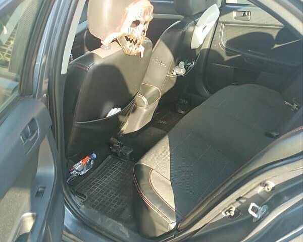 Сірий Міцубісі Lancer, об'ємом двигуна 2 л та пробігом 300 тис. км за 5500 $, фото 2 на Automoto.ua