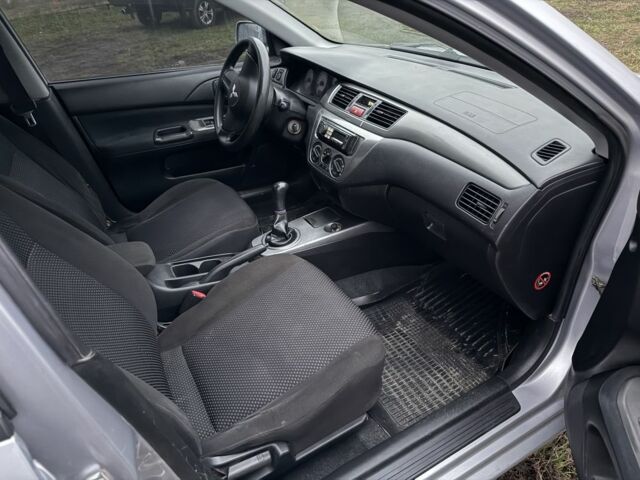 Сірий Міцубісі Lancer, об'ємом двигуна 1.6 л та пробігом 230 тис. км за 3400 $, фото 5 на Automoto.ua