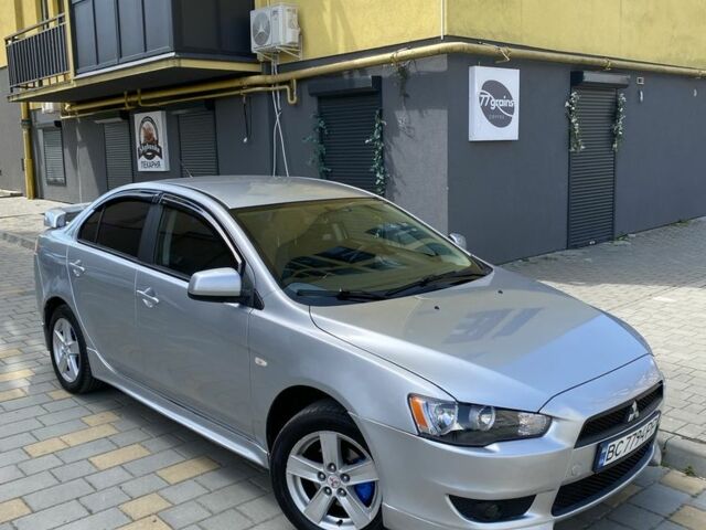 Сірий Міцубісі Lancer, об'ємом двигуна 1.5 л та пробігом 290 тис. км за 5300 $, фото 1 на Automoto.ua