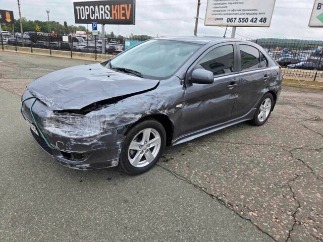 Сірий Міцубісі Lancer, об'ємом двигуна 1.8 л та пробігом 44 тис. км за 3300 $, фото 11 на Automoto.ua