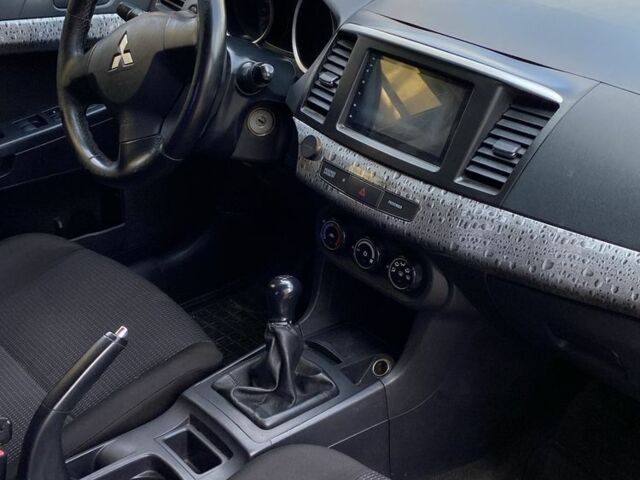 Сірий Міцубісі Lancer, об'ємом двигуна 1.5 л та пробігом 290 тис. км за 5300 $, фото 15 на Automoto.ua