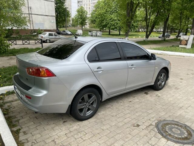 Сірий Міцубісі Lancer, об'ємом двигуна 0.15 л та пробігом 173 тис. км за 6500 $, фото 3 на Automoto.ua