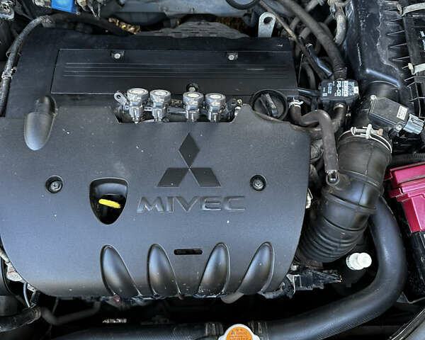Сірий Міцубісі Lancer, об'ємом двигуна 2 л та пробігом 109 тис. км за 8650 $, фото 99 на Automoto.ua