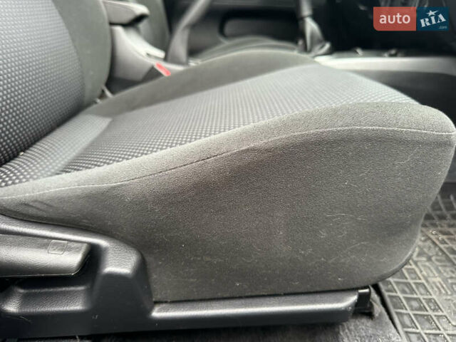 Сірий Міцубісі Lancer, об'ємом двигуна 1.58 л та пробігом 94 тис. км за 6500 $, фото 11 на Automoto.ua