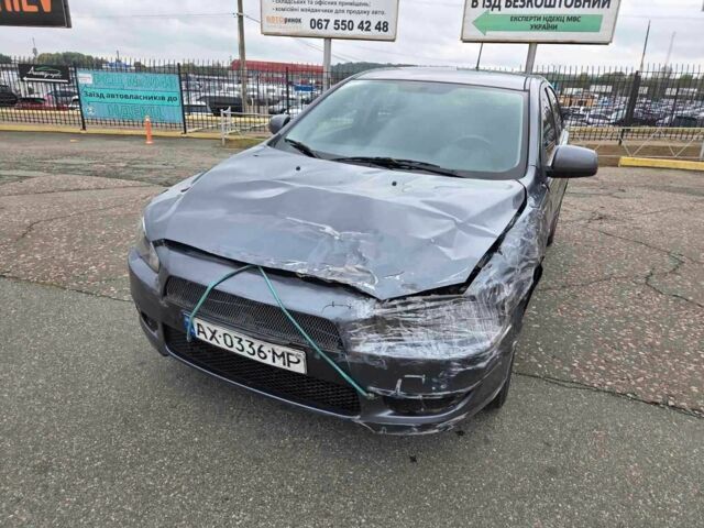 Сірий Міцубісі Lancer, об'ємом двигуна 1.8 л та пробігом 44 тис. км за 3300 $, фото 2 на Automoto.ua