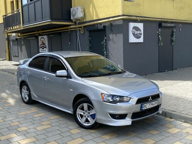 Сірий Міцубісі Lancer, об'ємом двигуна 1.5 л та пробігом 290 тис. км за 5300 $, фото 3 на Automoto.ua