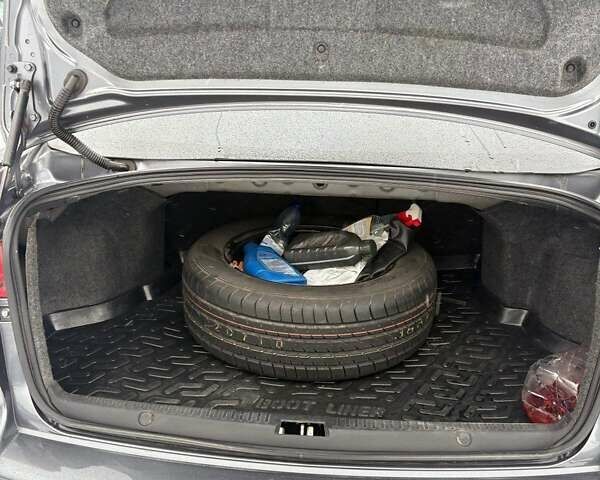 Серый Мицубиси Лансер, объемом двигателя 2 л и пробегом 187 тыс. км за 7000 $, фото 17 на Automoto.ua