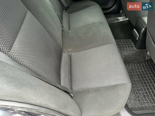 Сірий Міцубісі Lancer, об'ємом двигуна 1.58 л та пробігом 94 тис. км за 6500 $, фото 13 на Automoto.ua