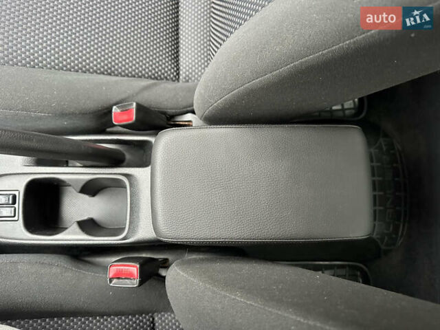 Мицубиси Лансер 2009 в Киеве на Automoto.ua Серый Мицубиси Лансер, объемом двигателя 1.58 л и пробегом 94 тыс. км за 5990 $, фото 22 на Automoto.ua