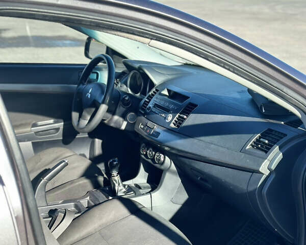 Сірий Міцубісі Lancer, об'ємом двигуна 1.5 л та пробігом 225 тис. км за 4250 $, фото 15 на Automoto.ua