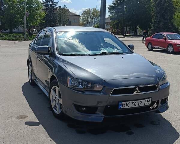 Сірий Міцубісі Lancer, об'ємом двигуна 2.36 л та пробігом 210 тис. км за 5799 $, фото 2 на Automoto.ua