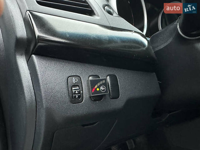 Серый Мицубиси Лансер, объемом двигателя 2 л и пробегом 279 тыс. км за 4999 $, фото 14 на Automoto.ua