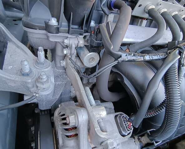 Серый Мицубиси Лансер, объемом двигателя 1.5 л и пробегом 172 тыс. км за 6300 $, фото 138 на Automoto.ua