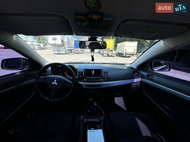 Сірий Міцубісі Lancer, об'ємом двигуна 1.5 л та пробігом 250 тис. км за 5500 $, фото 2 на Automoto.ua
