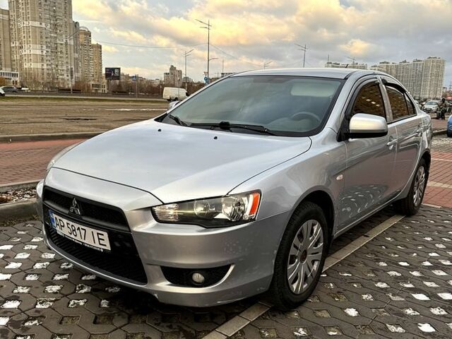 Сірий Міцубісі Lancer, об'ємом двигуна 1.5 л та пробігом 220 тис. км за 7200 $, фото 2 на Automoto.ua