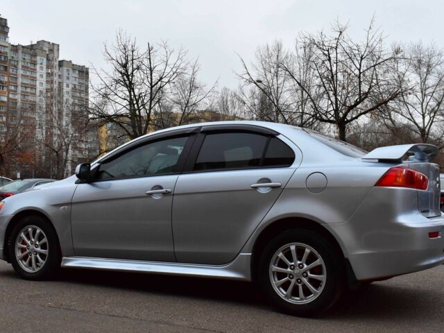 Сірий Міцубісі Lancer, об'ємом двигуна 2 л та пробігом 178 тис. км за 7400 $, фото 1 на Automoto.ua