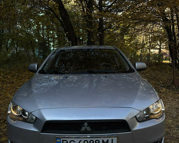Мицубиси Лансер 2011 в Львове на Automoto.ua Серый Мицубиси Лансер, объемом двигателя 2 л и пробегом 342 тыс. км за 6300 $, фото 6 на Automoto.ua