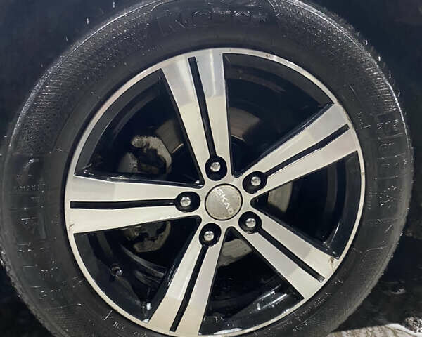 Серый Мицубиси Лансер, объемом двигателя 1.5 л и пробегом 227 тыс. км за 7300 $, фото 18 на Automoto.ua