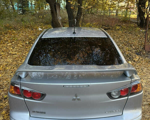 Мицубиси Лансер 2011 в Львове на Automoto.ua Серый Мицубиси Лансер, объемом двигателя 2 л и пробегом 342 тыс. км за 6300 $, фото 14 на Automoto.ua