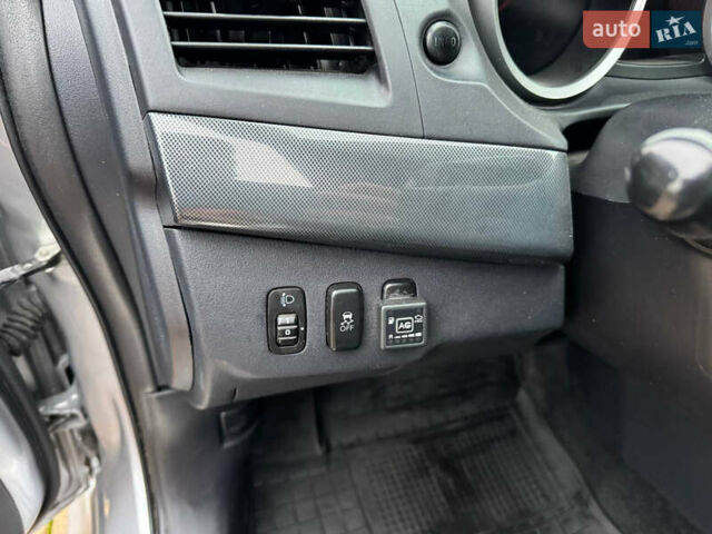 Сірий Міцубісі Lancer, об'ємом двигуна 2 л та пробігом 173 тис. км за 7200 $, фото 26 на Automoto.ua