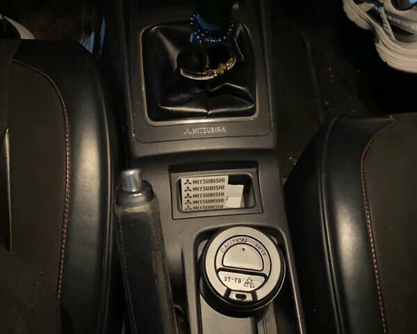 Серый Мицубиси Лансер, объемом двигателя 1.5 л и пробегом 227 тыс. км за 7300 $, фото 23 на Automoto.ua