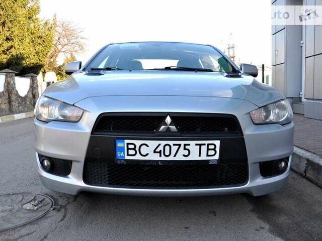 Сірий Міцубісі Lancer, об'ємом двигуна 2 л та пробігом 223 тис. км за 7300 $, фото 2 на Automoto.ua