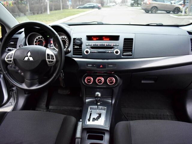 Сірий Міцубісі Lancer, об'ємом двигуна 2 л та пробігом 178 тис. км за 7400 $, фото 9 на Automoto.ua